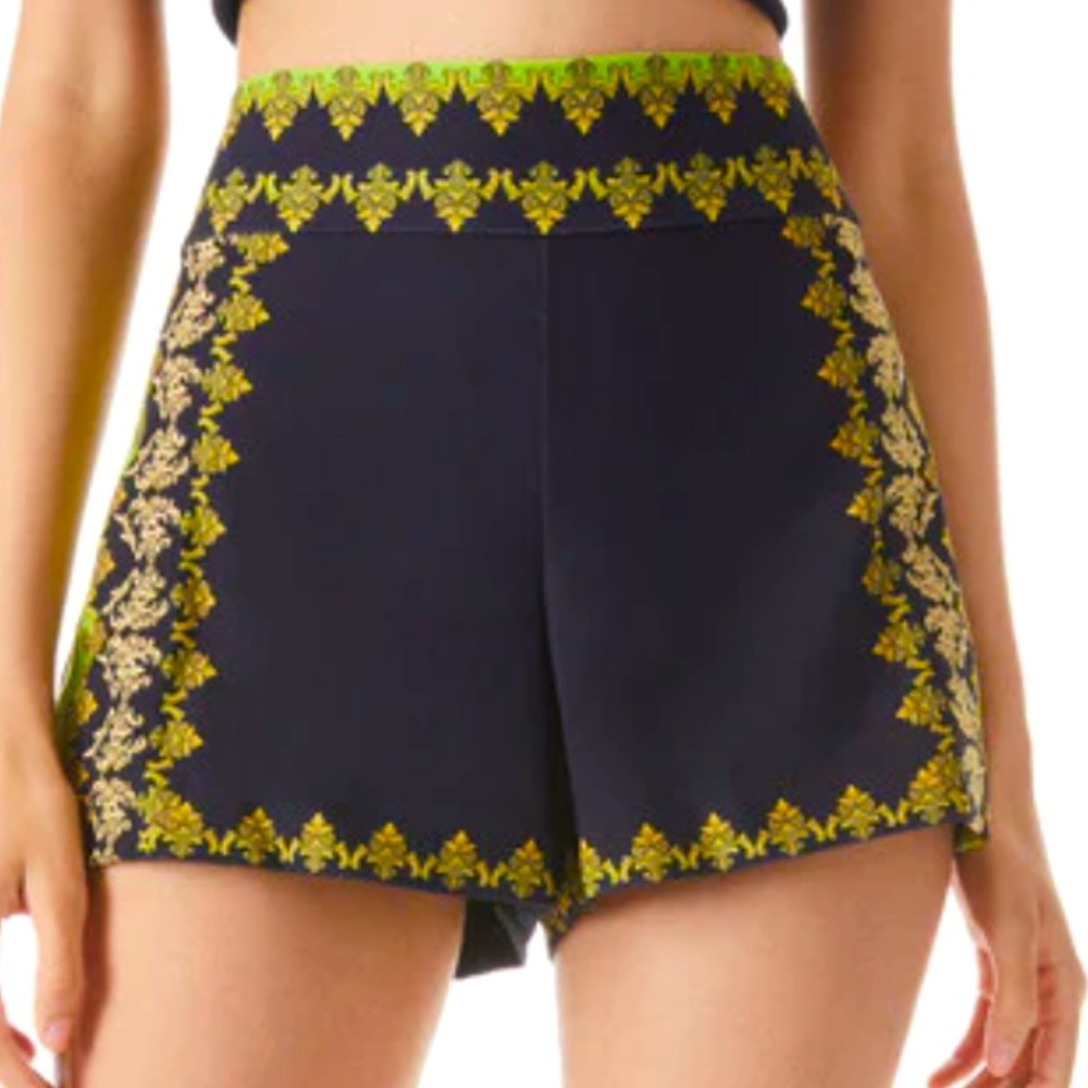 ***ISO Alice + Olivia shorts size 12 or 14